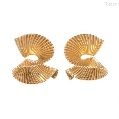 TIFFANY & CO., YELLOW GOLD EARCLIPS