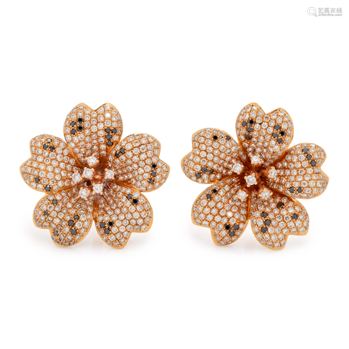 DIAMOND AND BLACK DIAMOND FLOWER EARCLIPS