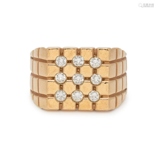 YELLOW GOLD AND DIAMOND RING