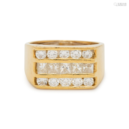 YELLOW GOLD AND DIAMOND RING