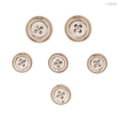 WHITE GOLD TUXEDO BUTTON SET