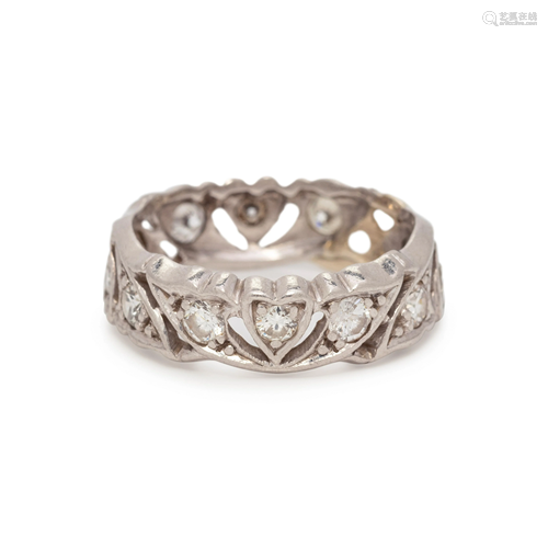 DIAMOND HEART RING