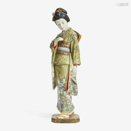 A Japanese enameled pottery figure of a bijin, Kinkozan