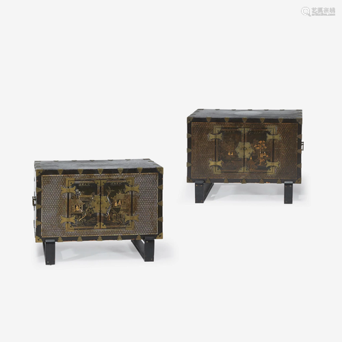 A pair of Korean mother of pearl-inlaid lacquered wood