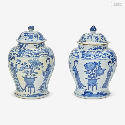 Two similar Chinese blue and white porcelain baluster
