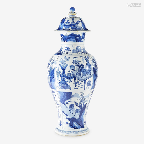 A Chinese blue and white porcelain baluster vase and