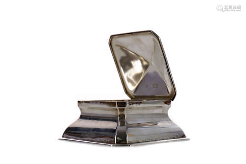 A VICTORIAN SILVER INKWELL