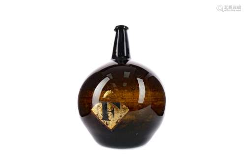 AN EARLY 19TH CENTURY BROWN GLASS PHARMACEUTICAL BOTTLE