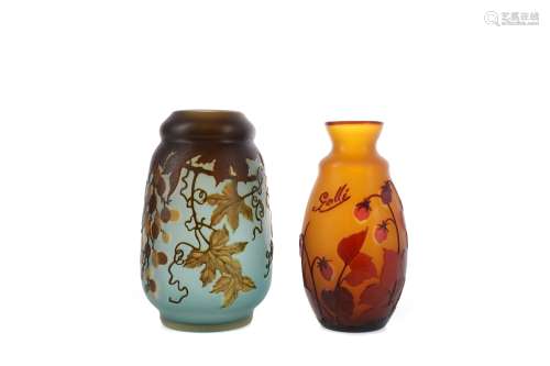 TWO CAMEO GLASS VASES IN THE MANNER OF GALLÉ