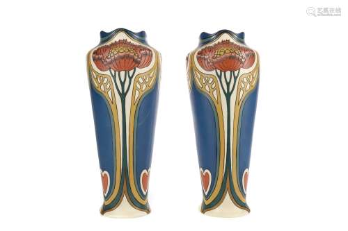 A PAIR OF ART NOUVEAU VASES BY VILLEROY & BOCH