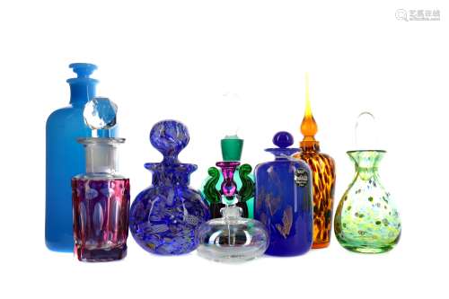 A COLLECTION OF EIGHT CONTEMPORARY GLASS PERFUME BOTTLES