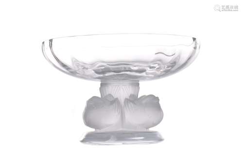 A CONTEMPORARY LALIQUE 'NOGENT' PEDESTAL BOWL