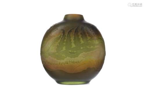 A GALLE CAMEO VASE