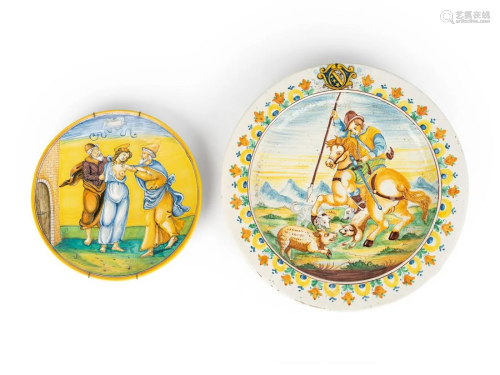 Two Italian Maiolica Chargers