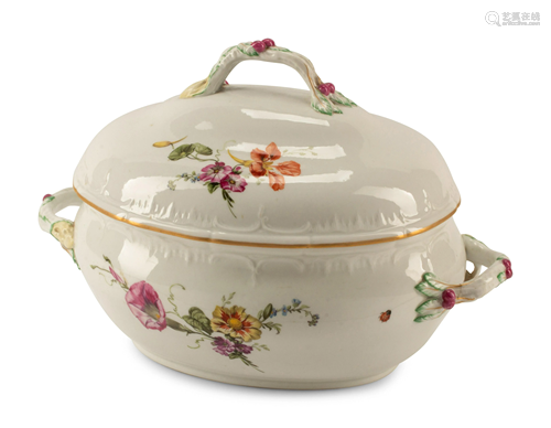 A Berlin (K.P.M.) Porcelain Tureen