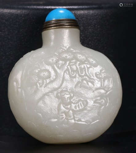 HETIAN JADE CARVED FIGURE PATTERN SNUFF BOTTLE