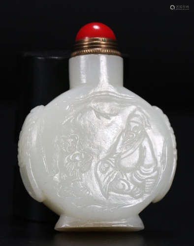 HETIAN JADE CARVED FIGURE PATTERN SNUFF BOTTLE