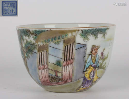 FAMILLE ROSE GLAZE CUP WITH FIGURE PATTERN