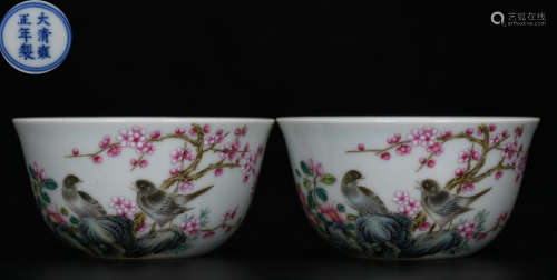 PAIR OF ENAMELED GLAZE CUP WITH FLOWER PATTERN