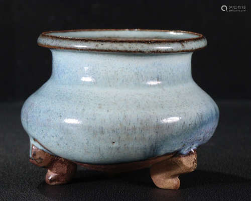 JUNYAO TRIPOD CENSER