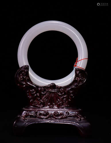 HETIAN JADE BANGLE