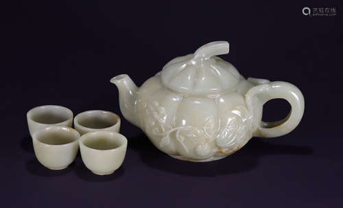 SET OF HETIAN JADE MELON FORM POT&CUPS