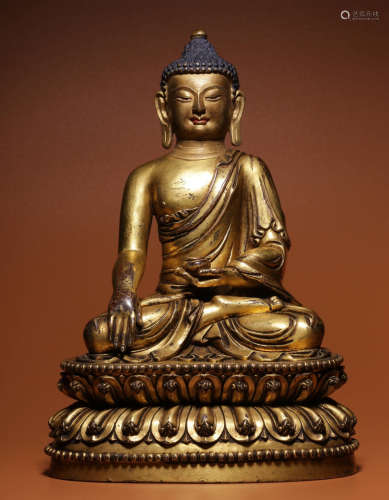 GILT BRONZE SAKYAMUNI BUDDHA SEATED STATUE