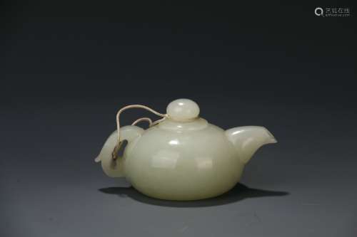 Hetian Jade Pot ,Qing Dynasty