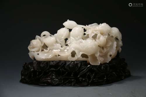 Hetian Jade Ornament with Flowers Design ,Qing Dynasty