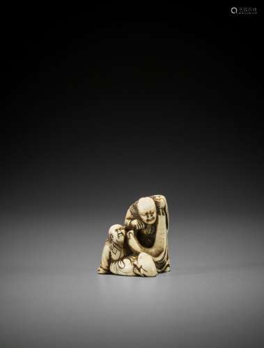 AN EARLY IVORY NETSUKE OF TWO IMMORTALS WITH SCROLL AND TOAD