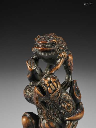 TOYOKAZU: A SUPERB WOOD NETSUKE OF GAMA SENNIN