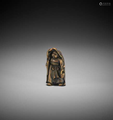 JUGYOKU: A FINE WOOD AND STAG ANTLER NETSUKE OF ENSHI