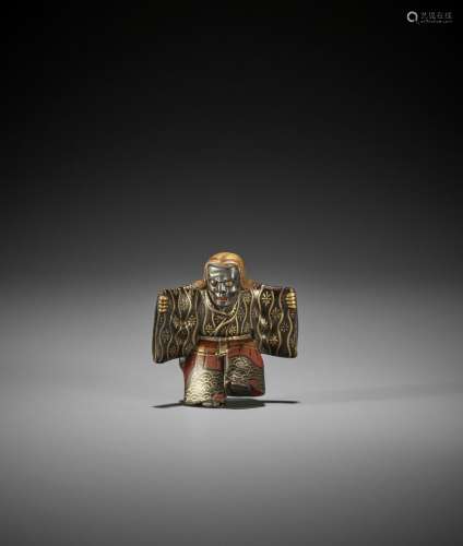 A LACQUERED WOOD NETSUKE OF A NOH ACTOR