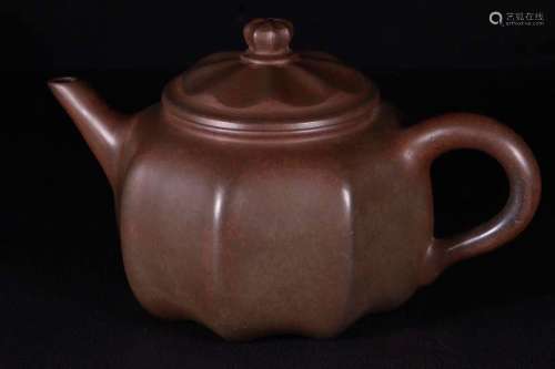 舊藏松枝柴窯瓜型茶壺
