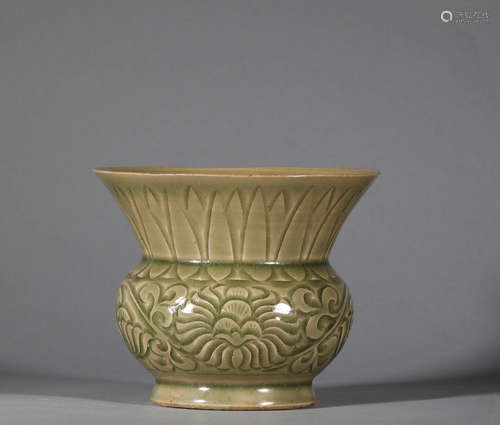 Song Dynasty Yaozhou Kiln Flower-carved Slag Bucket