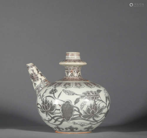 Military Pot with Red Lotus Pattern in Underglaze of Ming dy...