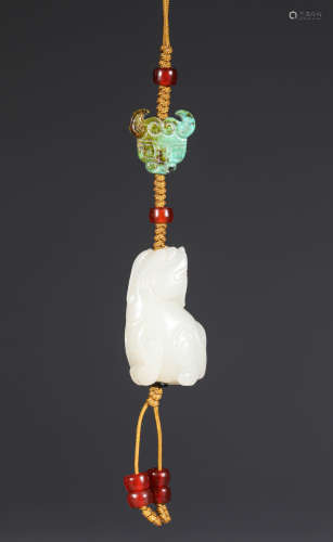 Hetian Jade Lion Pendant in Qing Dynasty