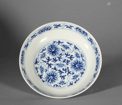 Qing Dynasty Blue and White Bowl with Twisted Branches
