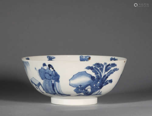 Qing Dynasty Blue and White Figure Flower Bowl