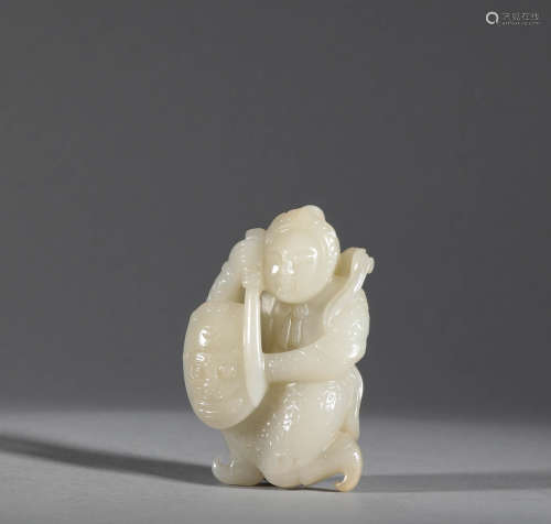 Figure Decorations of Hetian Jade in Qing Dynasty