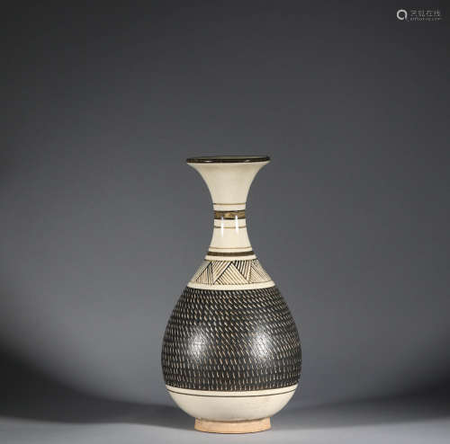 Bottle of Cizhou kiln in Song Dynasty