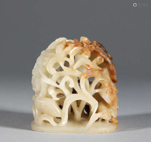 Hollow Ornaments of Hetian Jade from the Song Dynasty