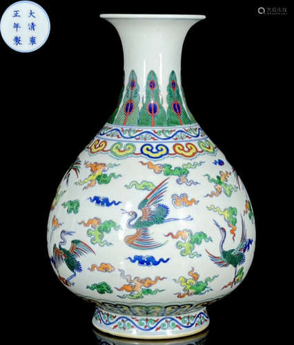 DOUCAI GLAZE CRANE PATTERN VASE