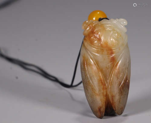 HETIAN JADE CICADA SHAPE PENDANT