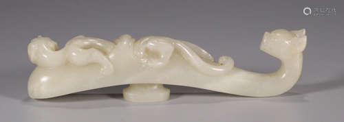 HETIAN JADE BEAST SHAPE PENDANT