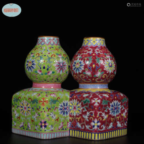 Chinese Famille Rose 'Lotus' Porcelain Groud Vessel