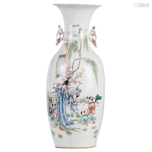 A CHINESE FAMILLE-ROSE FIGURES VASE