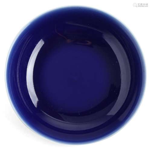 A BLUE-GLAZED DISH