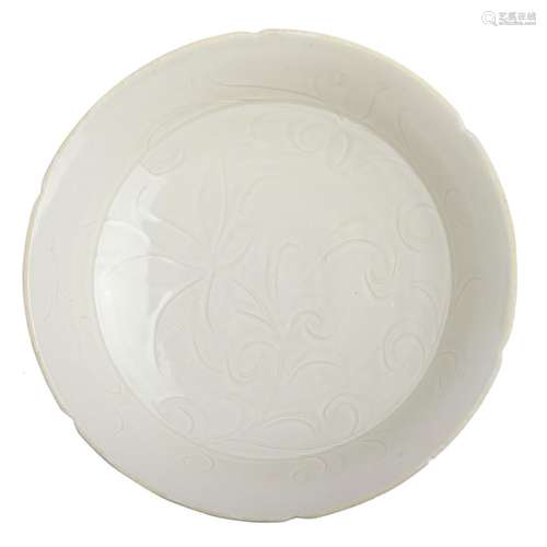 A  DING  CARVED FLORAL DISH