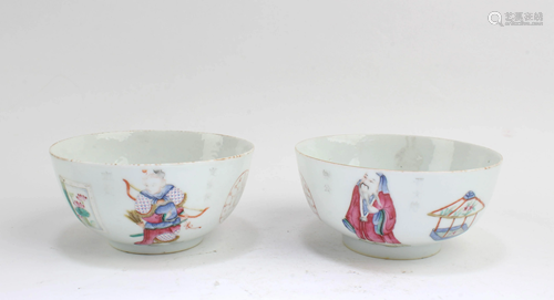 Antique Pair of Porcelain Bowls